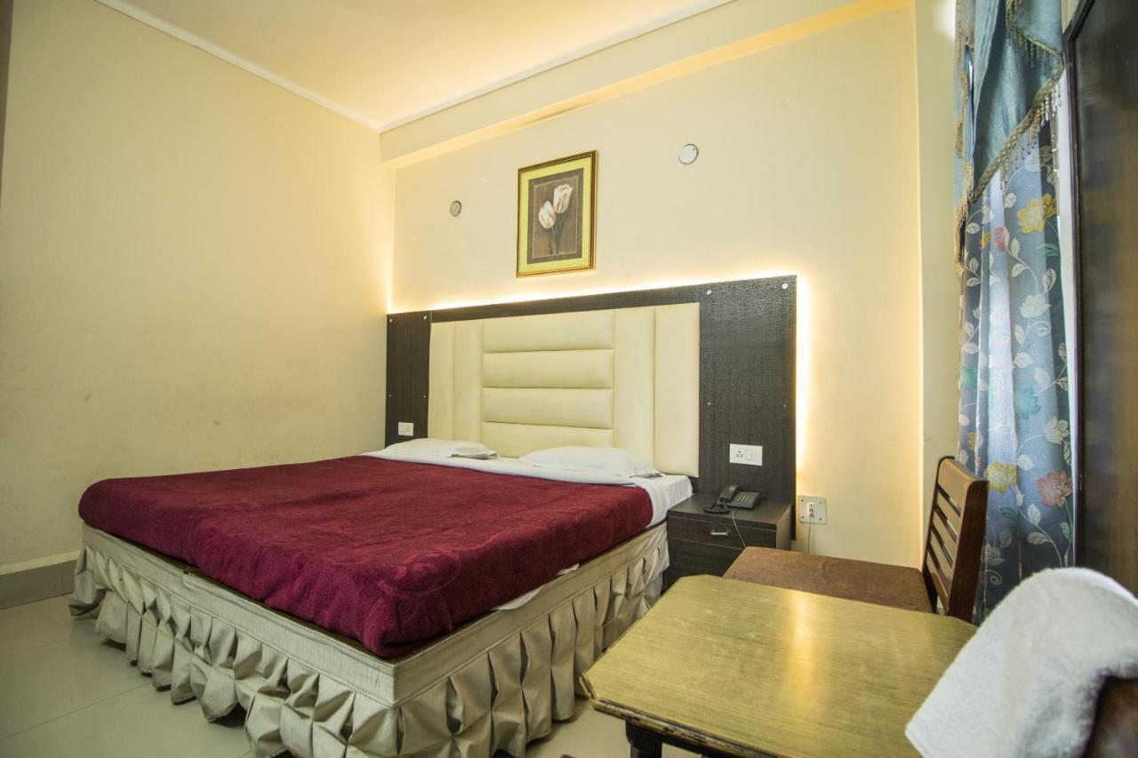 Wow Stayz2 Hotel Jahanvi Dale Haridwār Eksteriør bilde